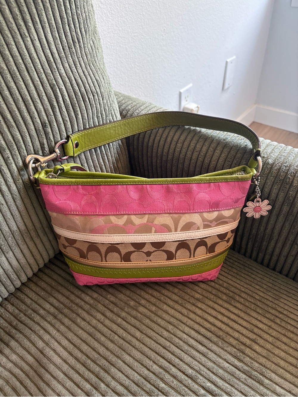 Rare Coach Bleecker Pink And Green Daisy Patchwork De… - Gem